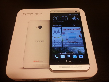 HTC One - confezione